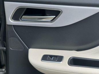 Jaguar F-Pace 2.0 D180 R-Sport Auto AWD Euro 6 (s/s) 5dr