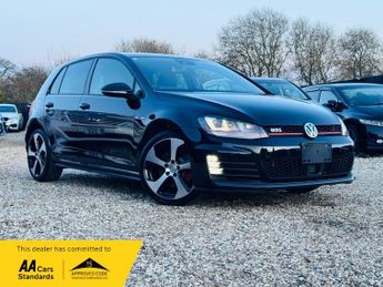 Volkswagen Golf GTi GTI 2015 2.0 GTI DSG AUTO PETROL