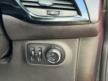 Vauxhall Corsa 1.4i ecoTEC Limited Edition Euro 6 3dr