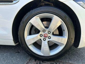 Jaguar XF 2.0i Portfolio Sportbrake Auto Euro 6 (s/s) 5dr
