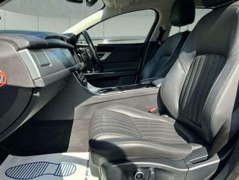 Jaguar XF 2.0i Portfolio Sportbrake Auto Euro 6 (s/s) 5dr