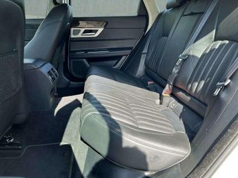 Jaguar XF 2.0i Portfolio Sportbrake Auto Euro 6 (s/s) 5dr