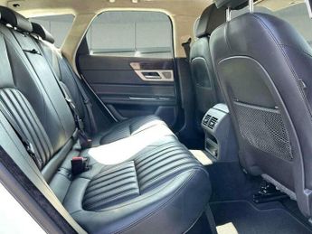 Jaguar XF 2.0i Portfolio Sportbrake Auto Euro 6 (s/s) 5dr