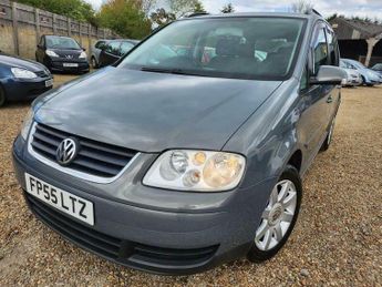 Volkswagen Touran 2.0 TDI SE DSG 5dr (5 Seats)