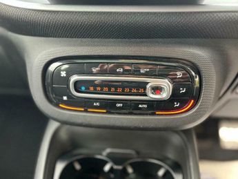 Smart ForFour 17.6kWh Pulse Premium Auto 5dr (22kW Charger)