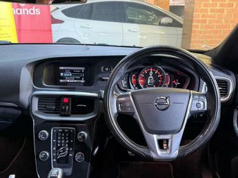 Volvo V40 2.0 T2 R-Design Euro 6 (s/s) 5dr