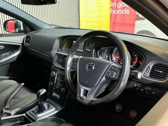 Volvo V40 2.0 T2 R-Design Euro 6 (s/s) 5dr