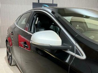 Volvo V40 2.0 T2 R-Design Euro 6 (s/s) 5dr