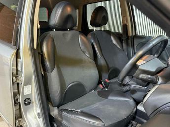 Nissan Note 1.6 16V n-tec+ Auto Euro 5 5dr