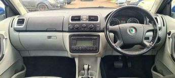 Skoda Fabia 1.6 16V 2 Tiptronic 5dr