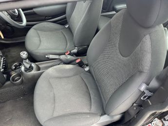 MINI Hatch 1.6 First Hatchback 3dr Petrol Manual Euro 5 (75 ps)