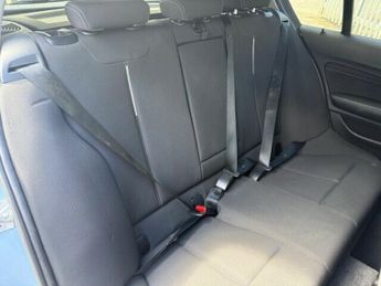 BMW 1 SERIES 118i SPORT