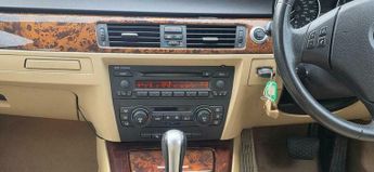 BMW 3 SERIES 2.0 320i SE Auto Euro 4 4dr