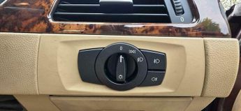 BMW 3 SERIES 2.0 320i SE Auto Euro 4 4dr