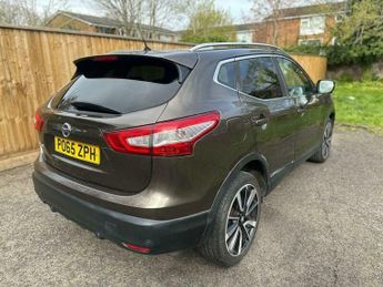 Nissan Qashqai 1.6 dCi Tekna XTRON 2WD Euro 5 (s/s) 5dr