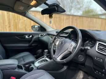 Nissan Qashqai 1.6 dCi Tekna XTRON 2WD Euro 5 (s/s) 5dr