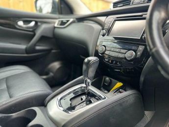 Nissan Qashqai 1.6 dCi Tekna XTRON 2WD Euro 5 (s/s) 5dr