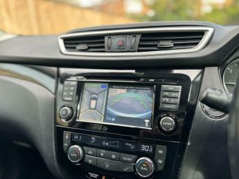 Nissan Qashqai 1.6 dCi Tekna XTRON 2WD Euro 5 (s/s) 5dr