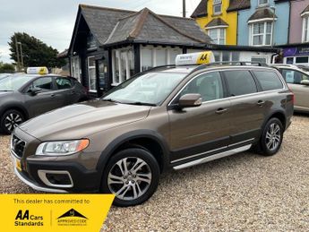 Volvo XC70 2.4 D5 SE Lux Estate 5dr Diesel Geartronic AWD Euro 5 (215 ps)
