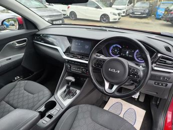 Kia Niro 1.6 Petrol Plug-in Hybrid 2022(22) T-GDi 8.9 kWh Euro 6 (s/s) 5 