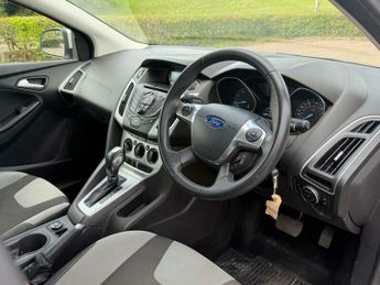 Ford Focus 1.6 Zetec Powershift Euro 5 5dr