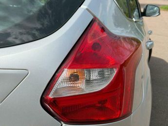 Ford Focus 1.6 Zetec Powershift Euro 5 5dr