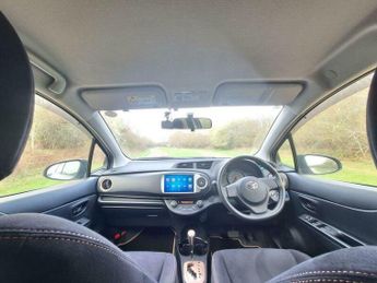 Toyota Yaris 1.3 Dual VVT-i T Spirit Euro 5 (s/s) 5dr