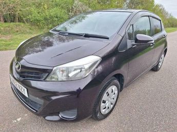 Toyota Yaris 1.3 Dual VVT-i T Spirit Euro 5 (s/s) 5dr