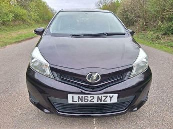 Toyota Yaris 1.3 Dual VVT-i T Spirit Euro 5 (s/s) 5dr