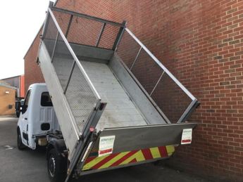 Renault Master 2.3 dCi 35 Business Tipper tail lift high side 2dr Diesel Manual