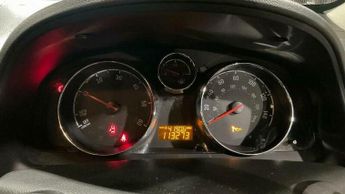 Vauxhall Antara 2.2 CDTi Exclusiv 2WD Euro 5 (s/s) 5dr