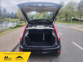 Ford Fiesta GHIA 16V