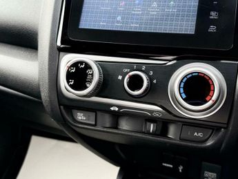 Honda Jazz 1.3 i-VTEC SE Navi CVT Euro 6 (s/s) 5dr