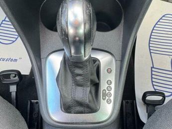 Volkswagen Polo 1.4 Match Hatchback 5dr Petrol DSG Euro 5 (85 ps)