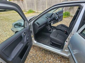 Volkswagen Polo 1.4 E 5dr