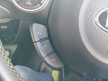 Kia Soul 1.6 CRDi Connect Plus Auto Euro 5 5dr