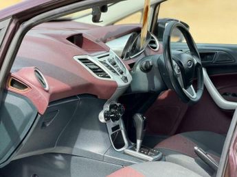 Ford Fiesta 1.4 Zetec 5dr