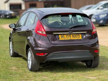 Ford Fiesta 1.4 Zetec 5dr