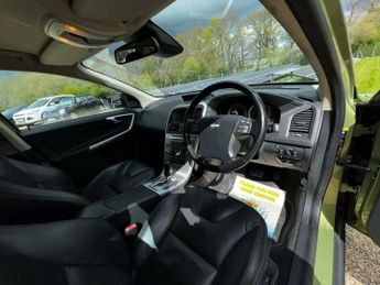 Volvo XC60 2.4 D5 SE Lux Geartronic AWD Euro 4 5dr