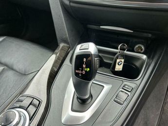 BMW 3 SERIES 2.0 320d Luxury Touring Auto Euro 5 (s/s) 5dr