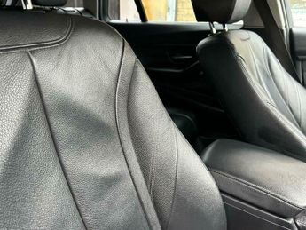 BMW 3 SERIES 2.0 320d Luxury Touring Auto Euro 5 (s/s) 5dr