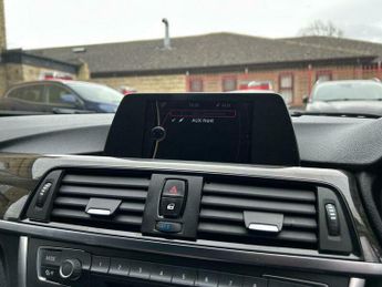 BMW 3 SERIES 2.0 320d Luxury Touring Auto Euro 5 (s/s) 5dr