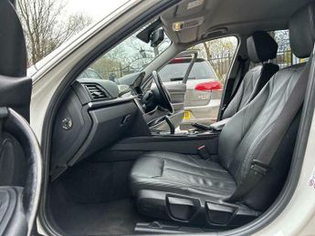 BMW 3 SERIES 2.0 320d Luxury Touring Auto Euro 5 (s/s) 5dr