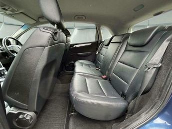 Mercedes-Benz B Class 2.0 B200 SE CVT 5dr