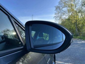 Volkswagen Golf 1.5 TSI EVO R-Line DSG Euro 6 (s/s) 5dr