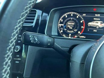 Volkswagen Golf 1.5 TSI EVO R-Line DSG Euro 6 (s/s) 5dr