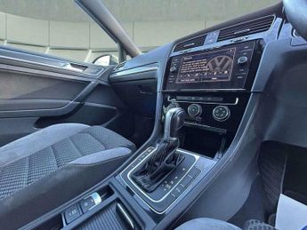 Volkswagen Golf 1.5 TSI EVO R-Line DSG Euro 6 (s/s) 5dr