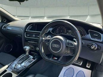 Audi A4 2.0 TFSI Black Edition Plus S Tronic quattro Euro 6 (s/s) 4dr