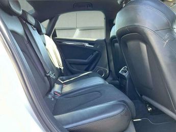 Audi A4 2.0 TFSI Black Edition Plus S Tronic quattro Euro 6 (s/s) 4dr