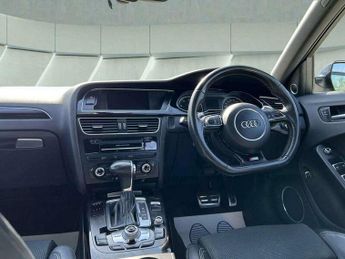 Audi A4 2.0 TFSI Black Edition Plus S Tronic quattro Euro 6 (s/s) 4dr